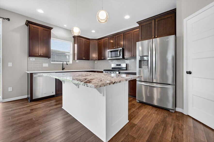 Building Photo - 9720 Winter Basil Dr