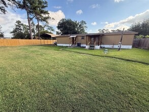 Building Photo - 19203 Bushwood Dr