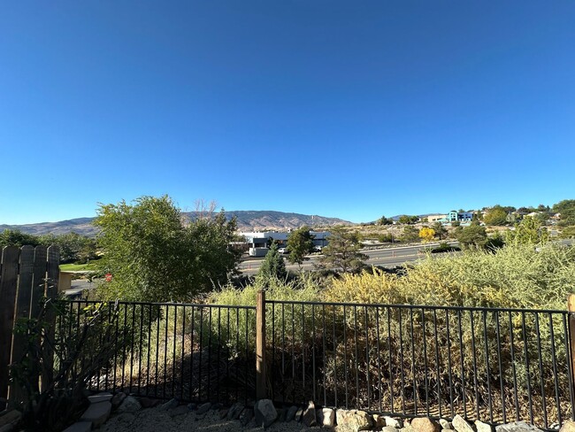 Building Photo - Adorable two story home in Northwest Reno