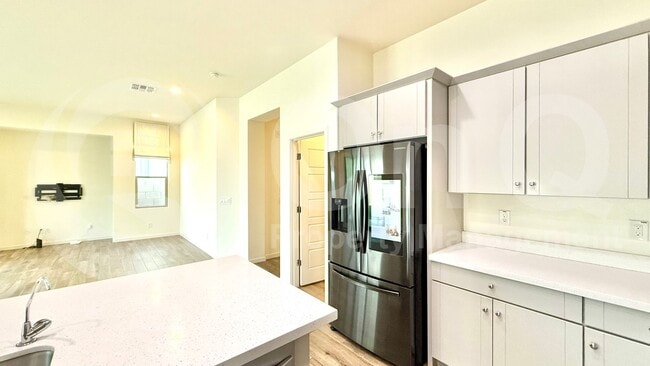 Building Photo - 21096 E Arroyo Verde Dr