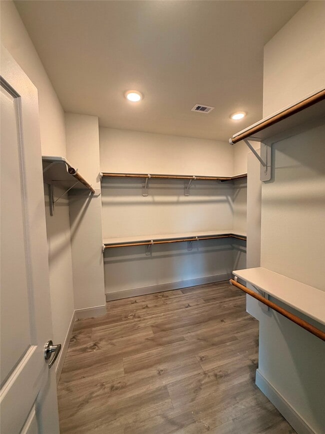 Building Photo - 130 Flamingo Bight S