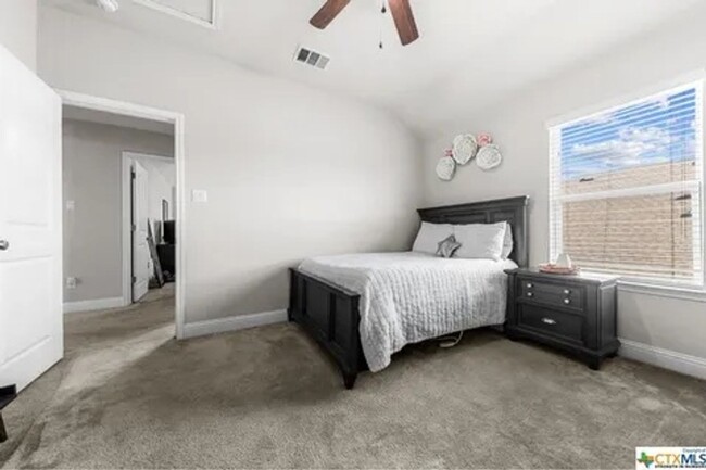 Building Photo - Spacious 4BR House in Harker Heights