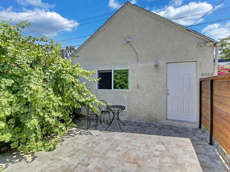 Building Photo - 8956 Kramerwood Pl