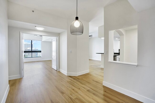 Building Photo - 110 N Federal Hwy