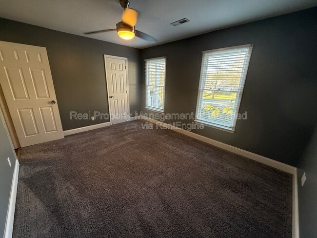 Building Photo - 1319 Glen Raven Ct