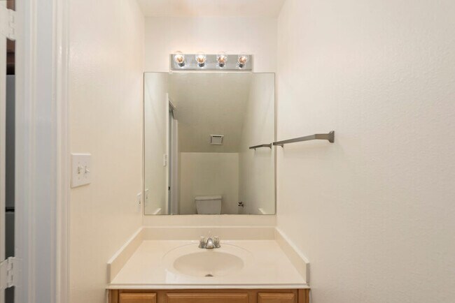 Building Photo - 2108 St Lucia Calle