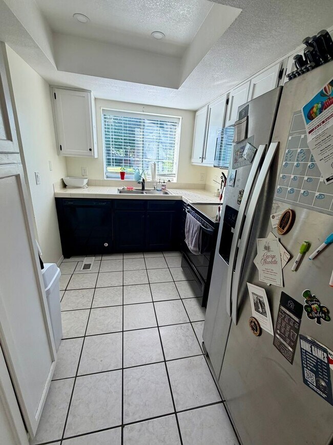 Building Photo - 2751 Azuza Way