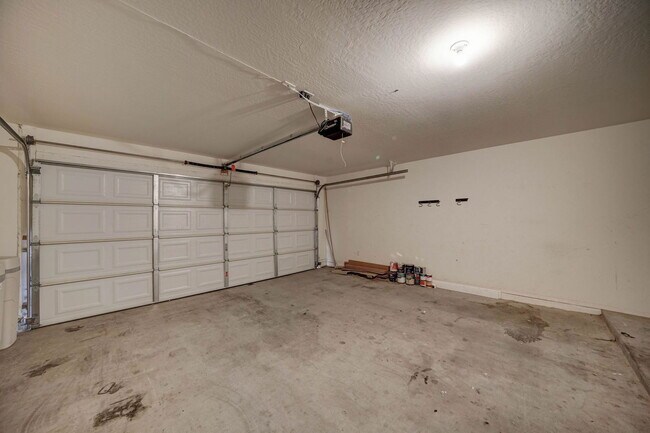 Building Photo - 12010 W Camino Vivaz