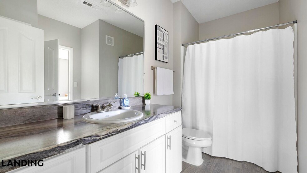 Building Photo - 100 Peyton Pl SW