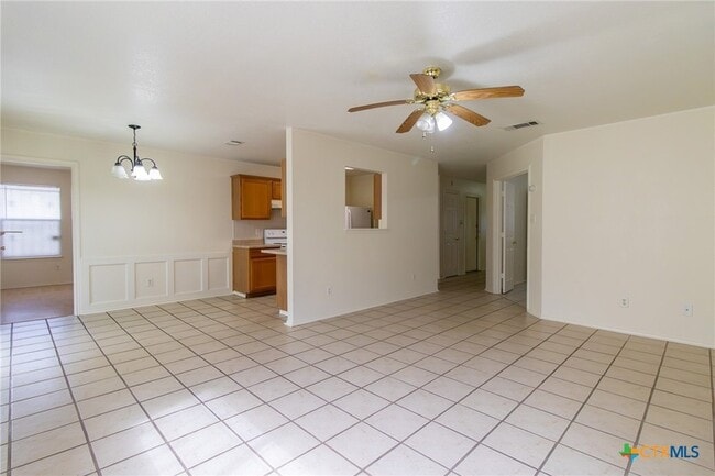 Building Photo - 1203 Fox Creek Dr