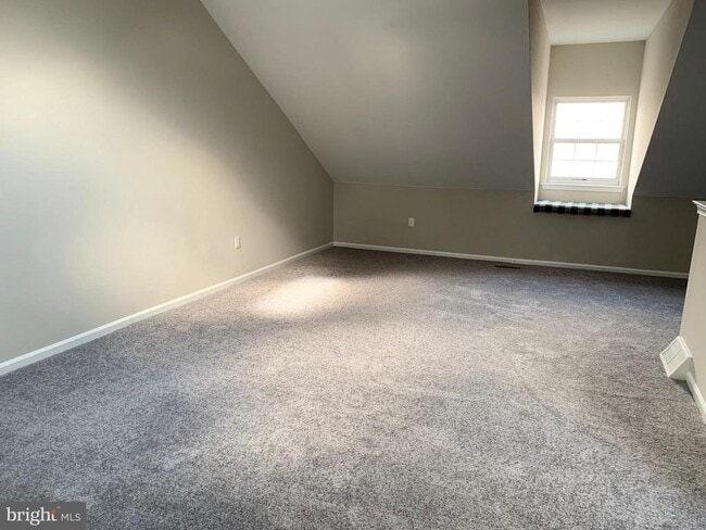 Building Photo - 1402 Reagan Ct