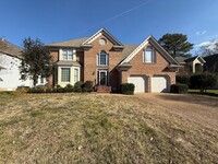 Building Photo - 4-bedroom, 3.5-bathroom home nestled in de...