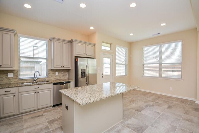 Building Photo - 12239 Stellano Ln