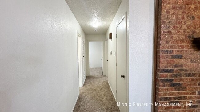 Building Photo - 4427 75th Dr