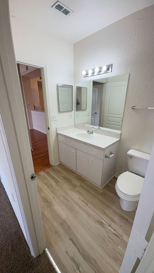 Building Photo - Beautiful 2 Bedroom 2 bath condo for Rent ...