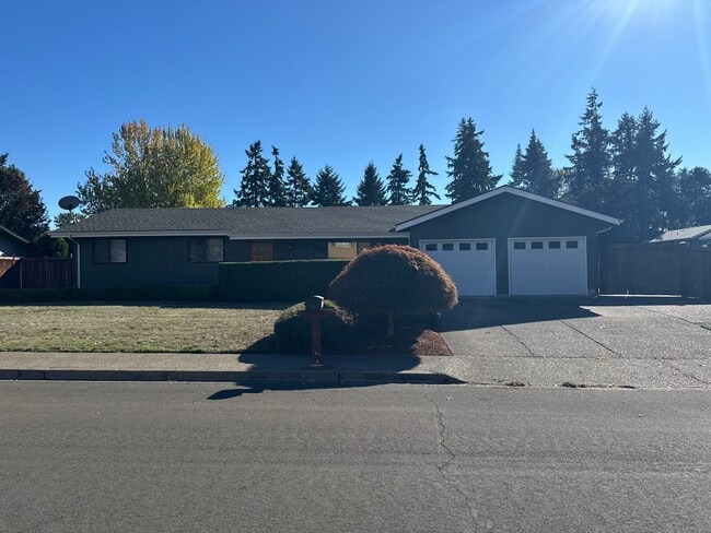 Primary Photo - Wonderful 4-Bedroom, 2-Bath Home With Soli...