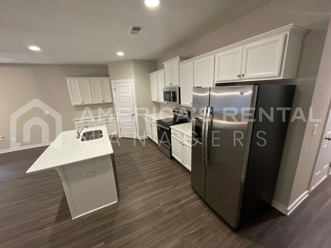 Building Photo - Home for Rent in Oak Grove, AL!!! Availabl...