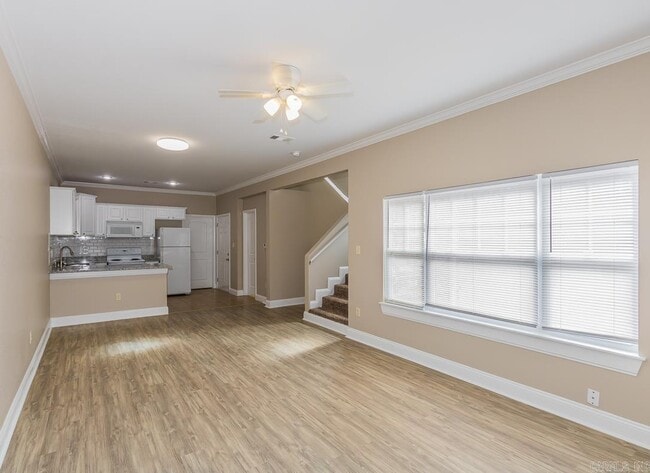 Building Photo - 1216 Sadie Dr