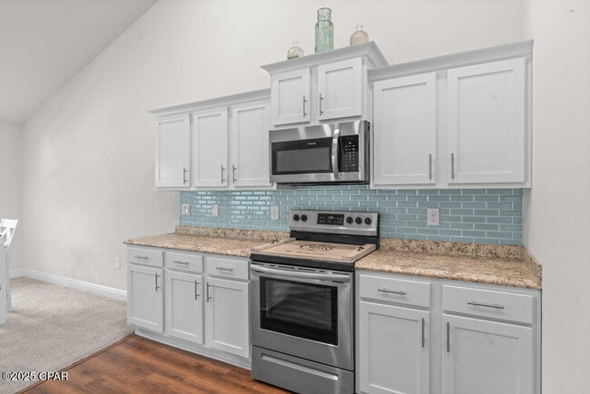 Building Photo - 104 Lake Merial Trail