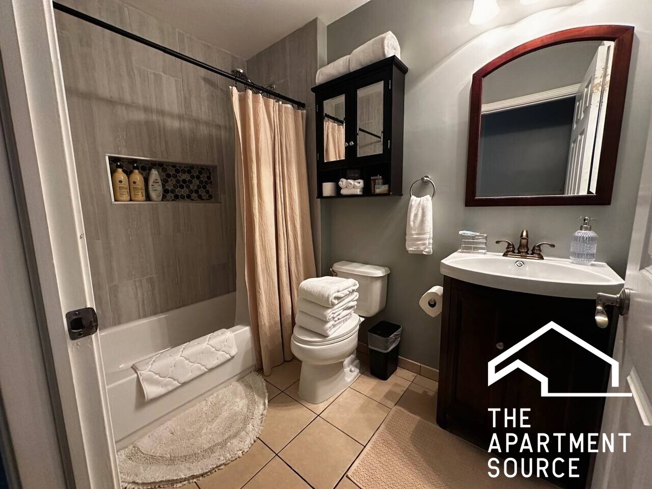 Building Photo - 811 S Kedzie Ave