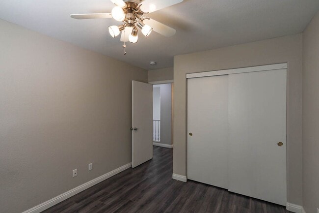 Building Photo - Beautiful North West Las Vegas 4 Bedroom P...