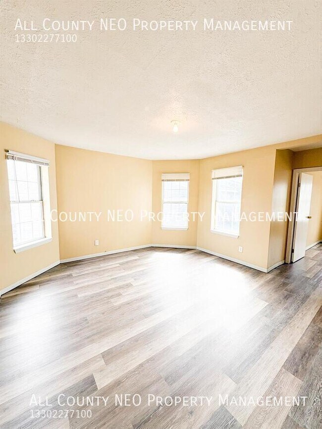 Building Photo - 4116 Denison Ave