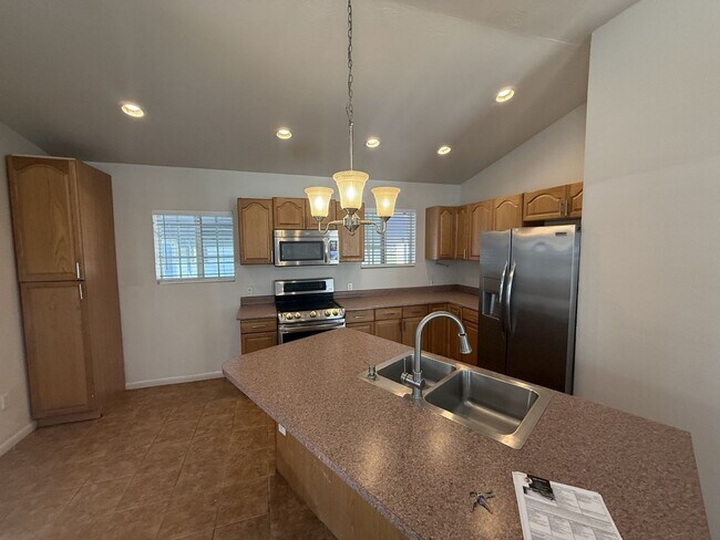 Building Photo - CUTE 2 Bedroom 1 Bath bungalow in Sunnyslope with full casita