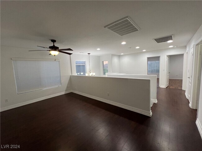 Building Photo - 9136 Wine Cellar Ave