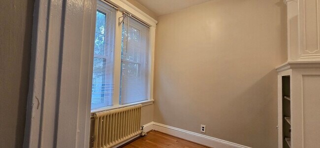 Building Photo - 30 Jamaicaway