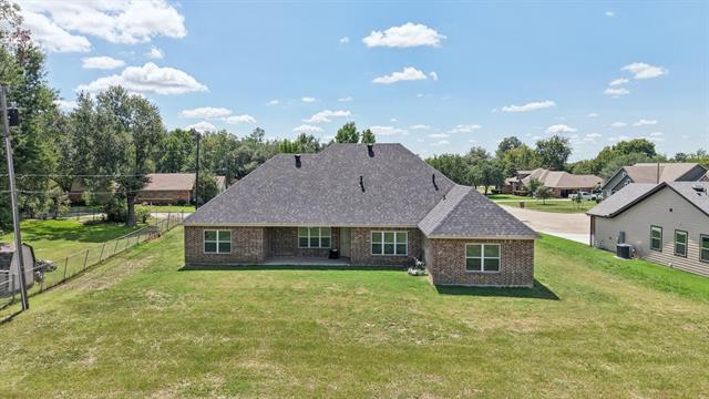 Building Photo - 1702 Kings Ln