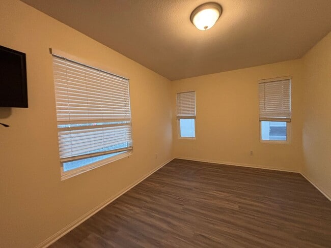 Building Photo - Upgraded Otay Ranch Townhome With Garage And Resort Style Amenities