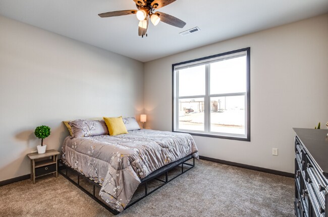 Building Photo - 1 Bedroom 1 Bathroom Apartment - Built in 2023 - New Richmond, WI ?Limited-Time Offer: FREE Appli...