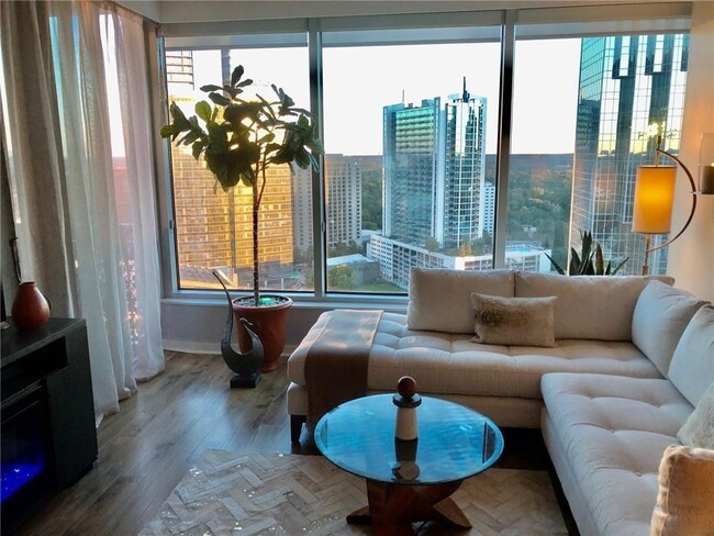 Building Photo - 3338 Peachtree Rd NE