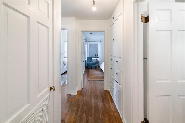 Building Photo - 1800 A Ln