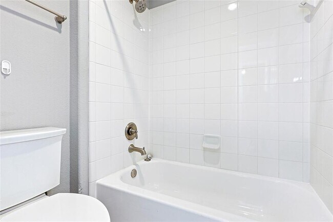 Building Photo - 5919 Solara Ledge Ln