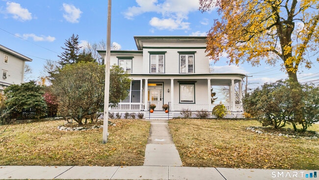 Building Photo - 43 Elmwood Ave