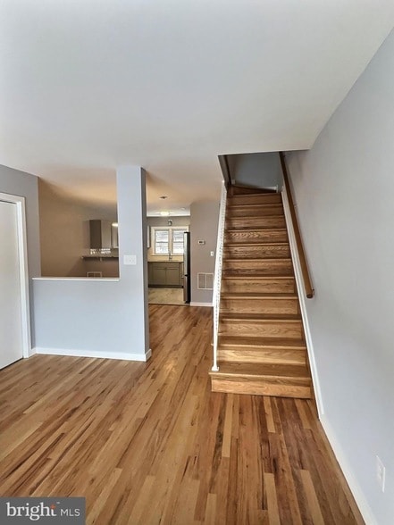 Primary Photo - 3633 Clarenell Rd