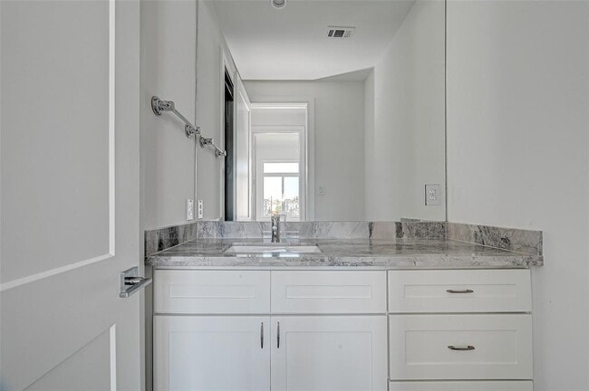 Building Photo - 8930 Spring Knoll Forest Dr