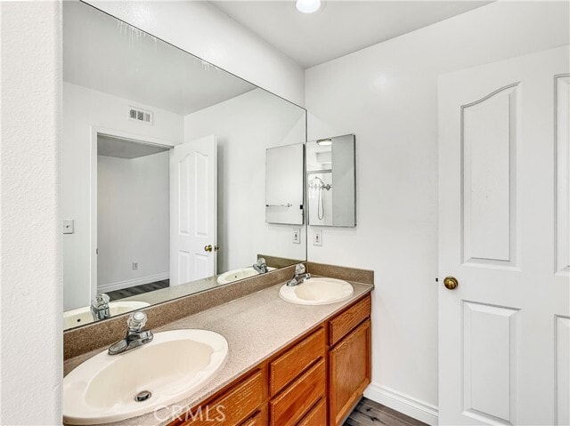 Building Photo - 468 W Huntington Dr