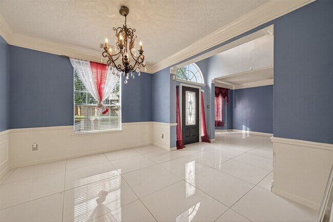 Building Photo - 4218 Meadowchase Ln