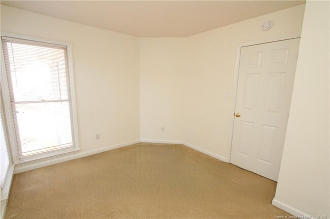 Building Photo - 114 Covewood Ct