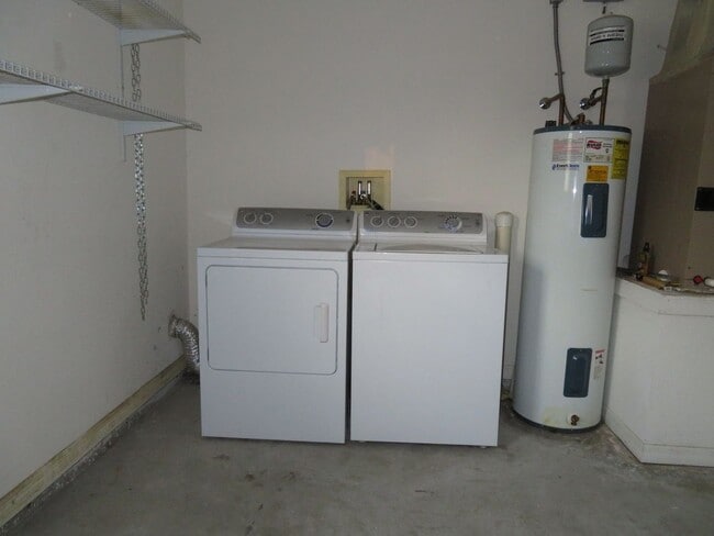 Building Photo - Vero Beach 2 bedroom
