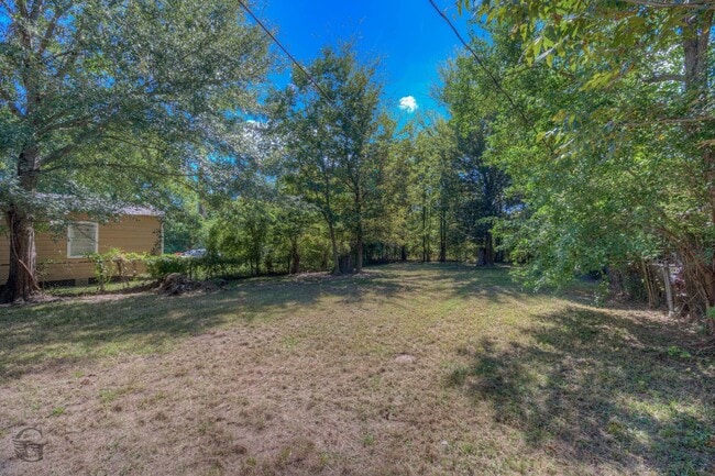Building Photo - Shreveport - Charming 2-bedroom, 1-bath home