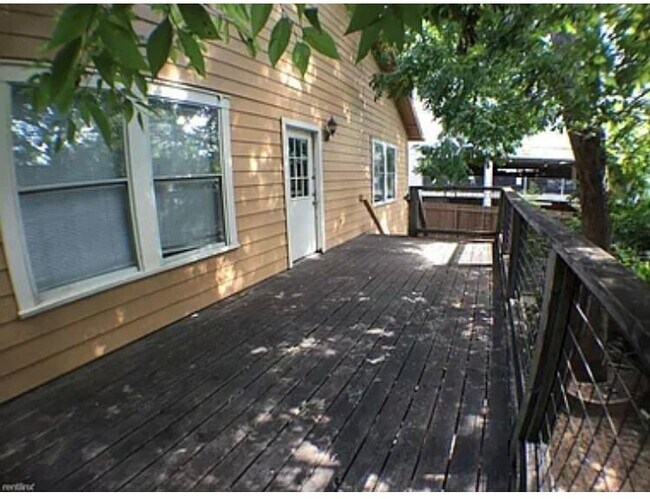 Building Photo - 2710 Whitis Ave