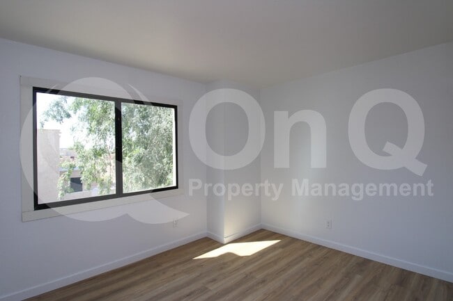 Building Photo - 1464 N 54th Ave