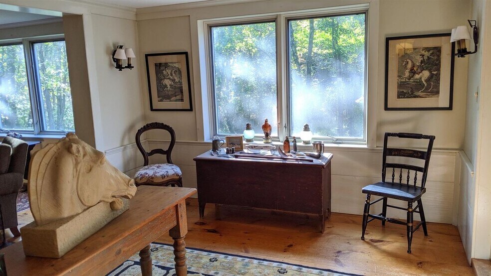 Building Photo - 266 North Haverhill