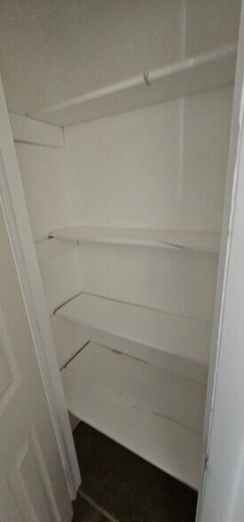 Building Photo - 10716 Bennington Ave