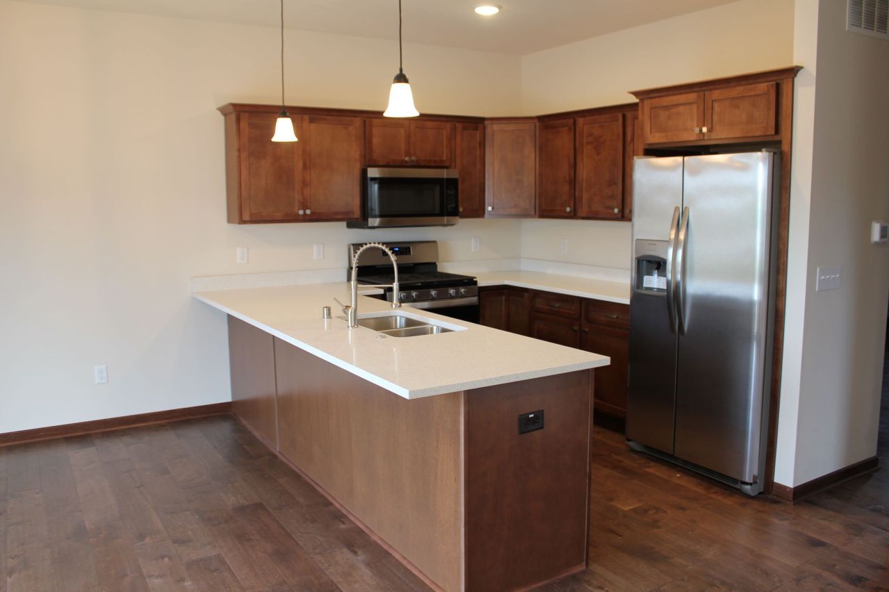 Kitchen - 9019 W Stuth Ave