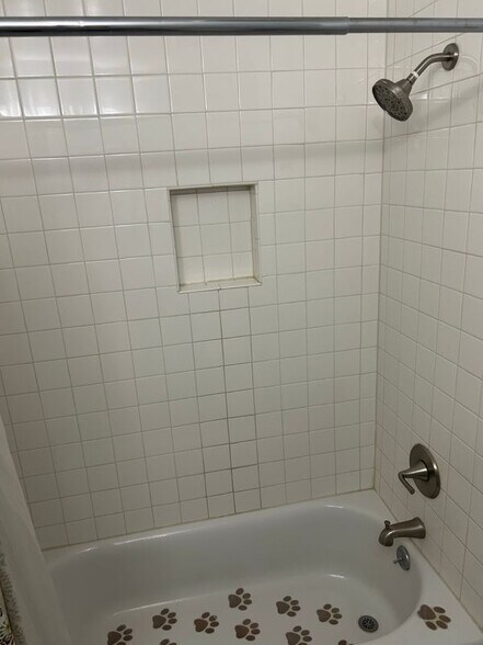 Building Photo - 26130 Narbonne Ave