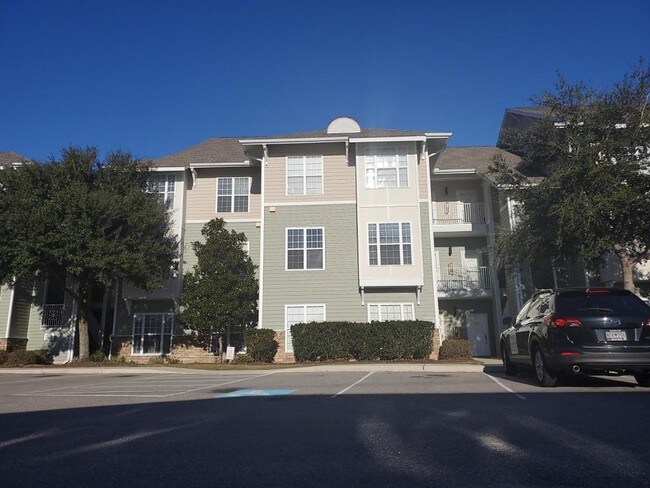 Building Photo - 84 Addison Cottage Way #211